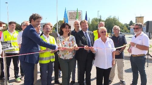 Mariagrazia Santoro (Assessore regionale Infrastrutture e Territorio) all'inaugurazione di un nuovo tratto della Strada del Mobile - Prata di Pordenone 01/08/2017